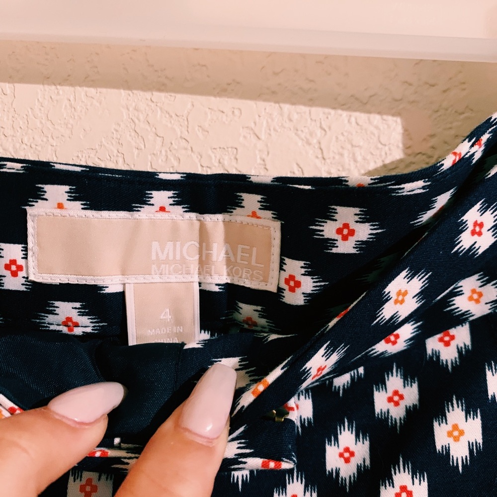 Michael kora pattern shorts - Picture 2 of 3